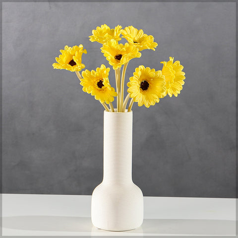 silk daisy flowers with stems
