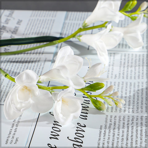 Lifelike Artificial Freesia Flower