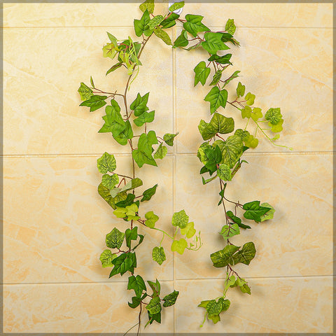 Artificial ivy leaves for decor