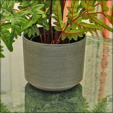 Stylish plastic pots for plants