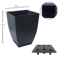 Square plastic plant pots