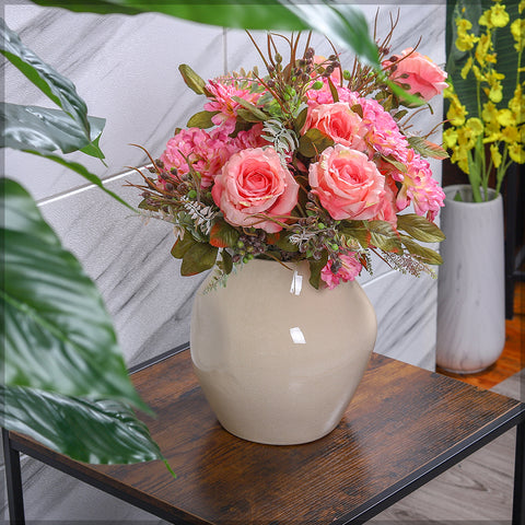 Living room modern floor vase décor