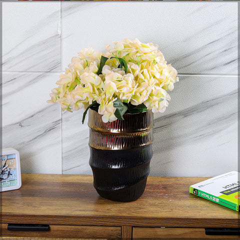 Modern black gold ceramic vase