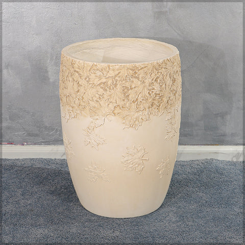 Concrete pot with leaf pattern for plants