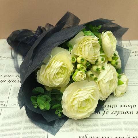 Artificial Eucalyptus Ranunculus Flowers Bouquet