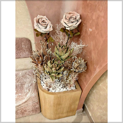 Artificial and Dried Flowers Arrangement