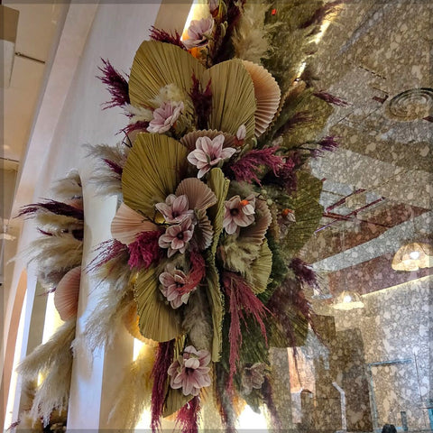 Artificial and Dried Flowers Arrangement