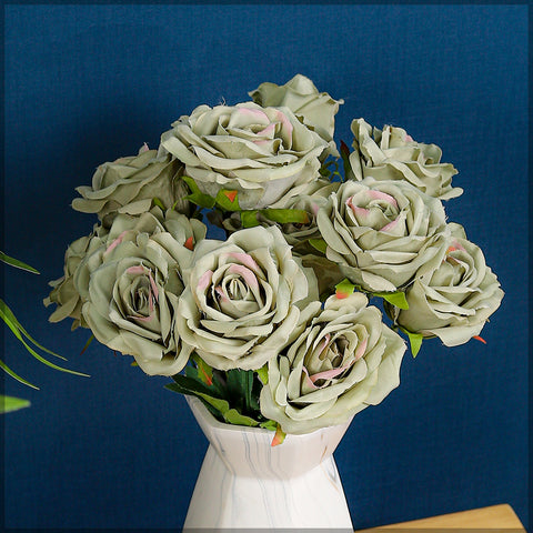 2pcs Artificial Silk Roses