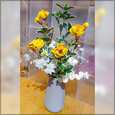 Side Table Flower Arrangement Decoration