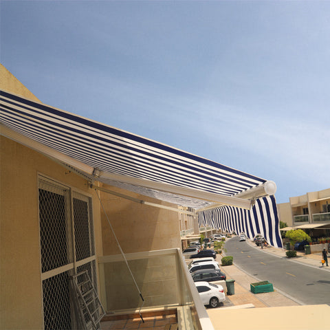 Durable outdoor waterproof shade for sun protection