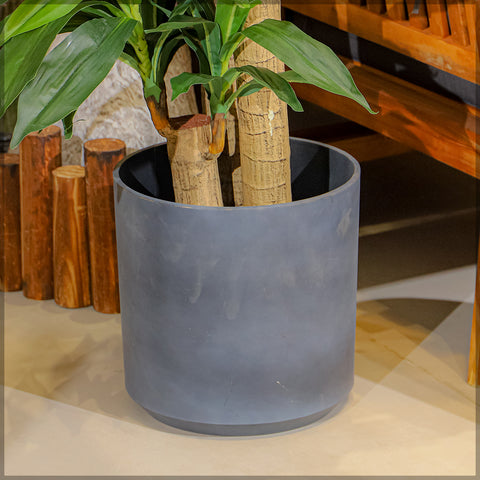 Decorative gray plastic pots