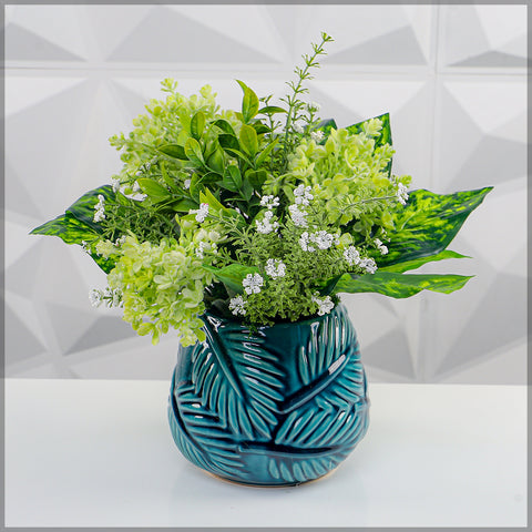 Simple Green Color Flower Arrangement with Vase