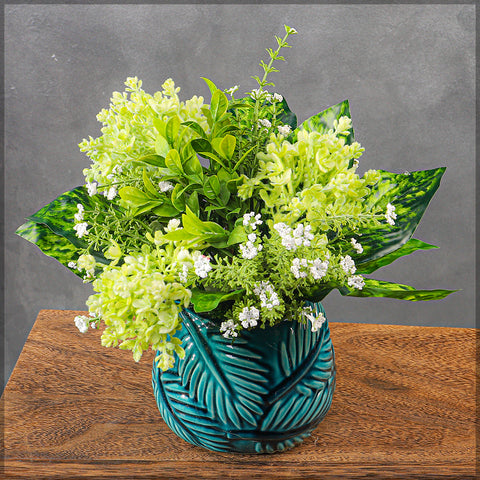 Simple Green Color Flower Arrangement with Vase