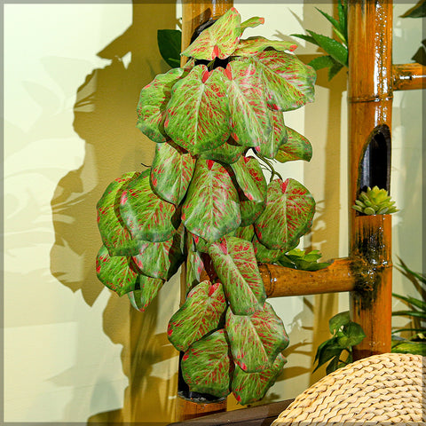 Realistic fake leaves to hang on wall for home styling