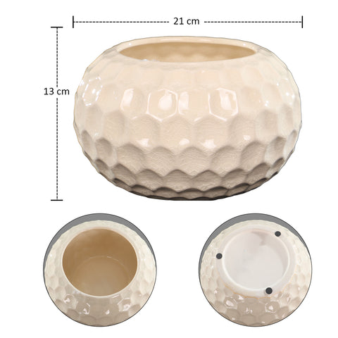 Cream ceramic table pot