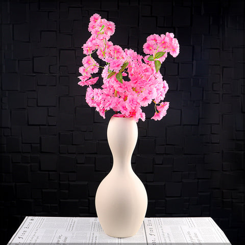 Minimalist Elegant Ceramic Vase