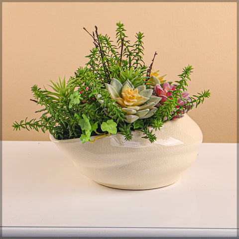 Modern Styles Cream Ceramic Vase