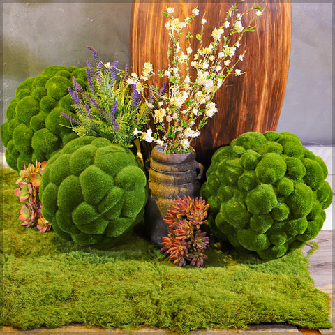 Decorative Green Moss Ball