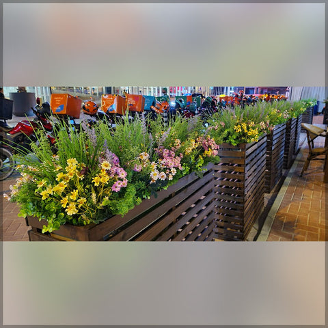 Plant Boxes Flower Arrangement for Restaurant Decoration