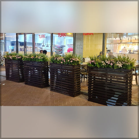 Plant Boxes Flower Arrangement for Restaurant Decoration