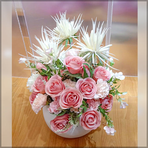 Rose Flower Arrangement