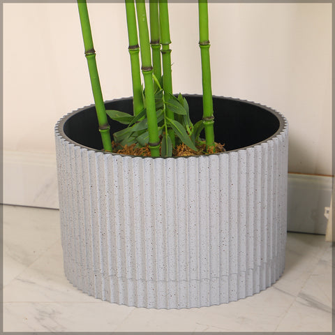 Round Ribbed Plastic Pot