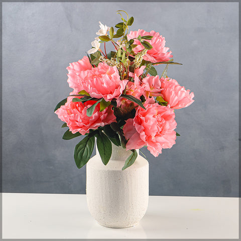 Elegant medium heat ceramic vase for floral arrangements