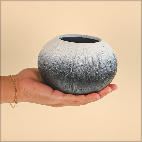 Black ceramic vase for modern spaces