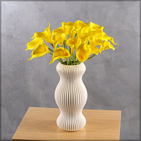 Textured vase for modern home decor