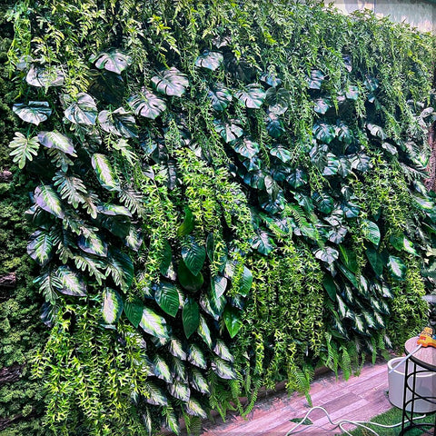 Tropical Green Wall Decoration