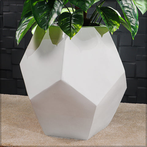 Decorative geometric concrete pot